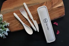 Eco-Friendly Wheat Straw   Food Grade PP Fiber Cutlery Set In Travel Box 8.5"