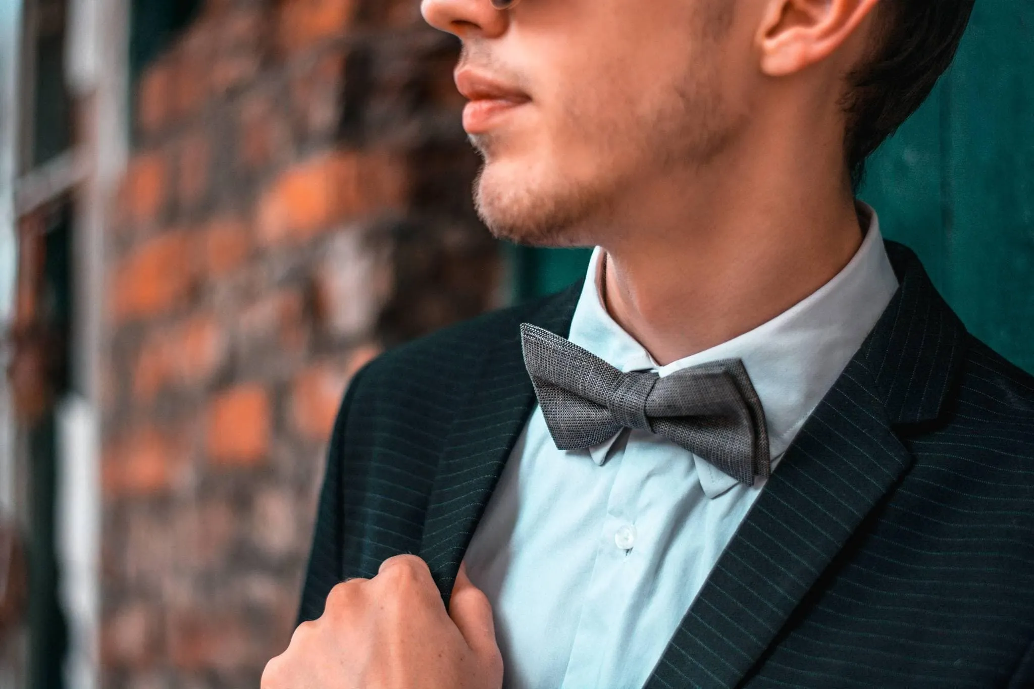 Sea Grass Bow Tie and Pocket Square: The Perfect Wedding Tie