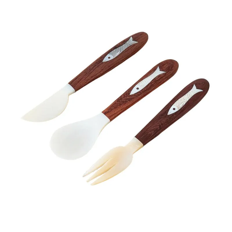 Shell Cutlery With Wooden Handle